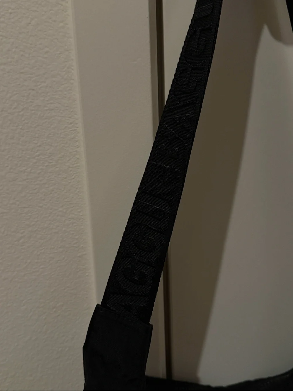 BAGGU Black Crescent Shoulder Bag with Branded Strap